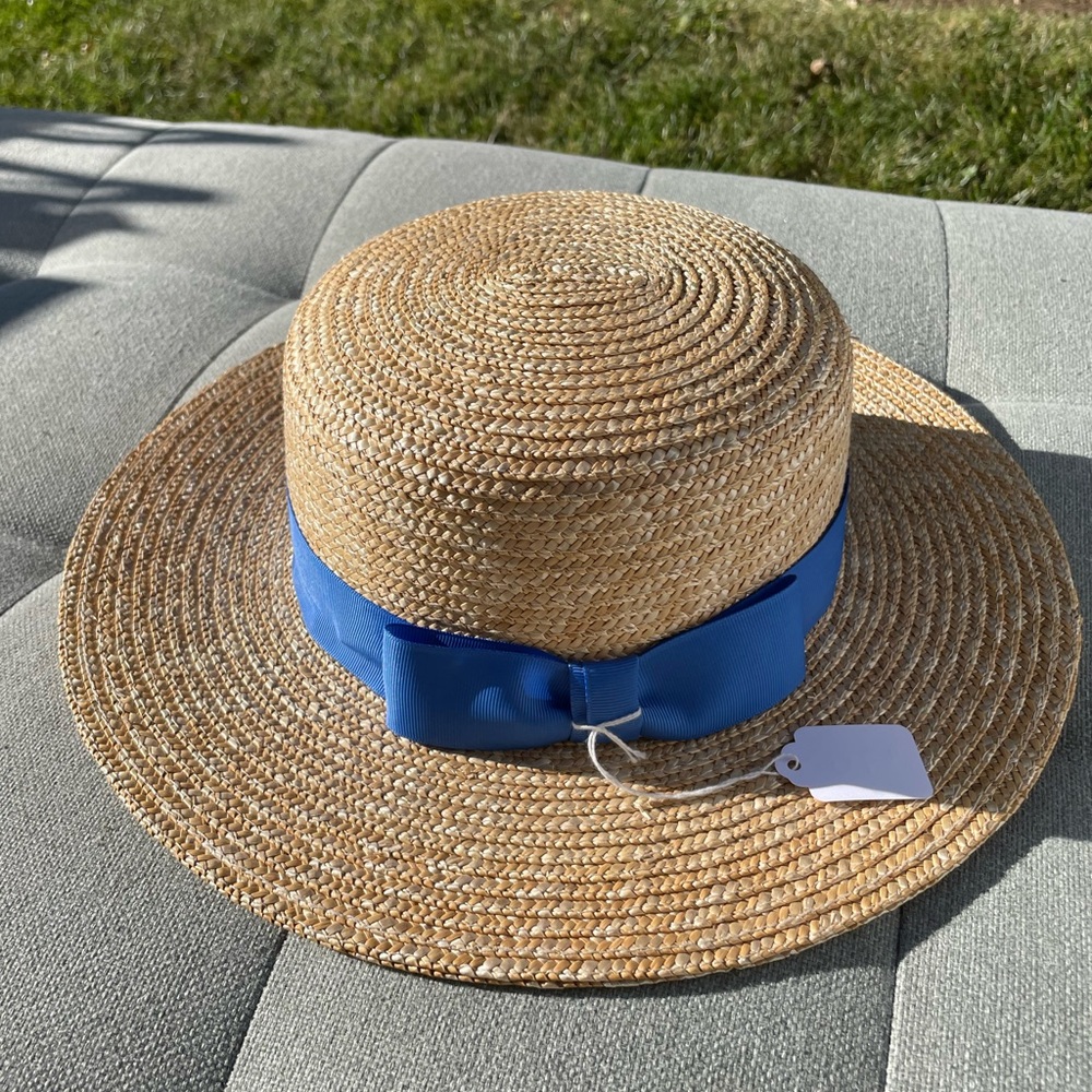 Vineyard Vines Wide brim Straw Boater Hat with Blue Ribbon